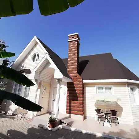 Kusadasi Sezonluk Oezel Havuzlu Bungalov Villa Only Seasonal Rental Villa Minimum 60 Days Kusadası